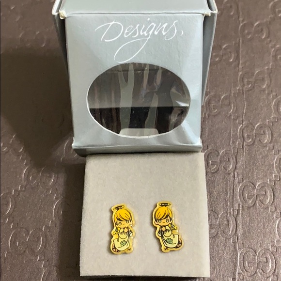 🖤NEW💕Angel earrings - Picture 2 of 6